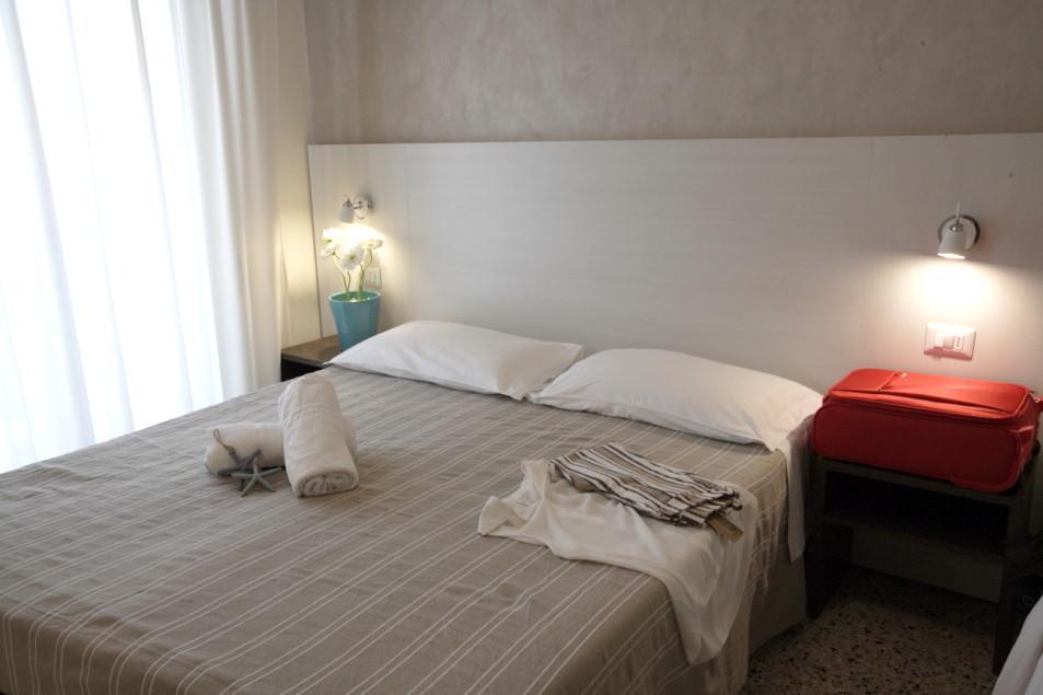 Hotel Tosi Riccione Luaran gambar
