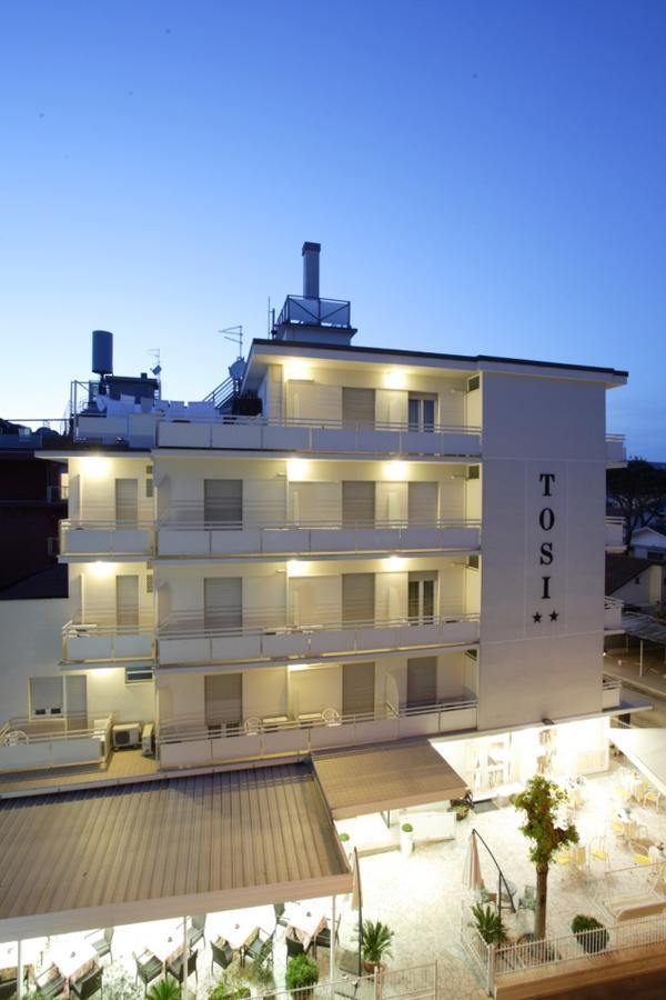 Hotel Tosi Riccione Luaran gambar